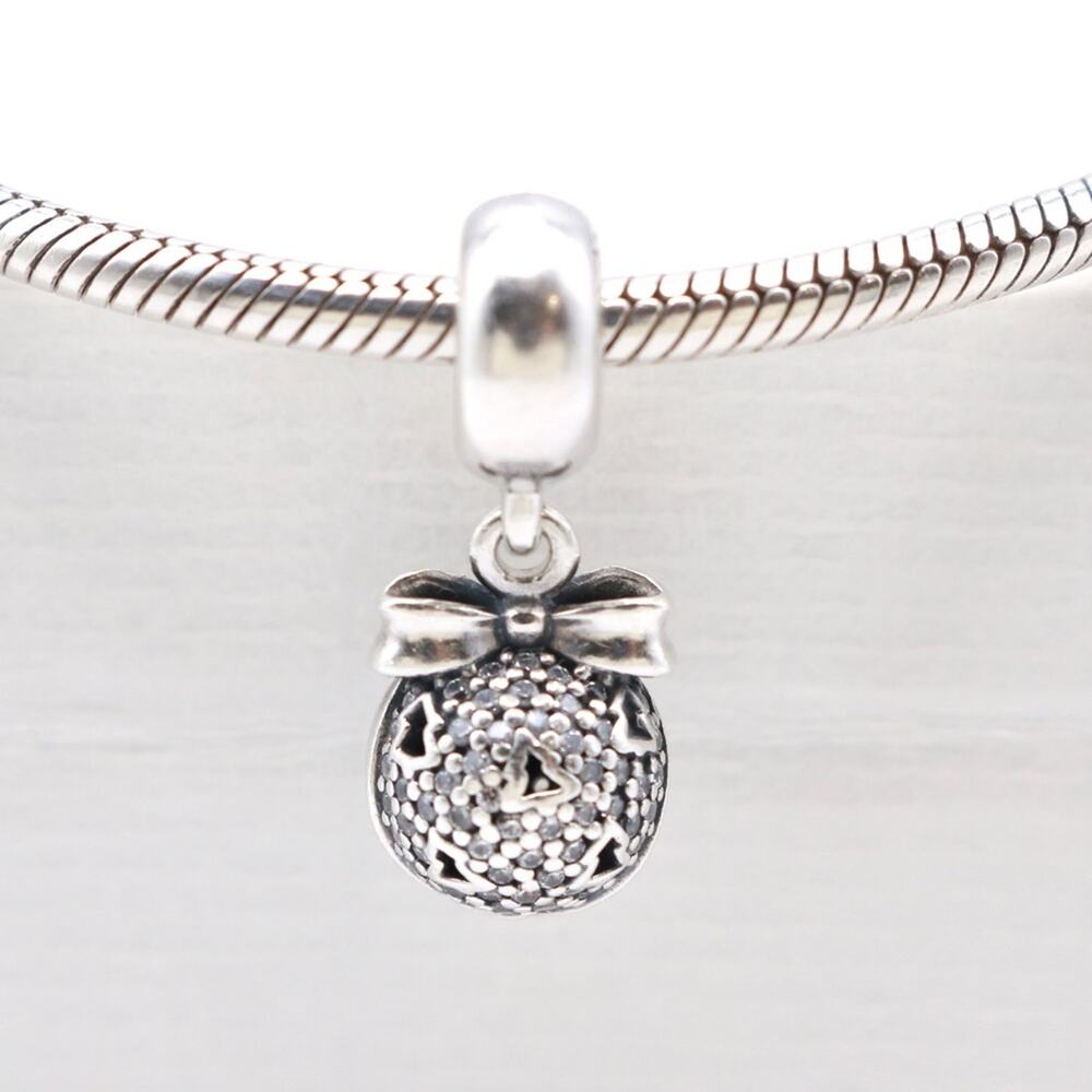 RARE Authentic PANDORA 2014 Limited Edition Christmas Ornament